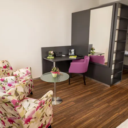 坎普酒店 瑞宁根