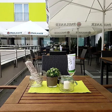 坎普酒店 瑞宁根